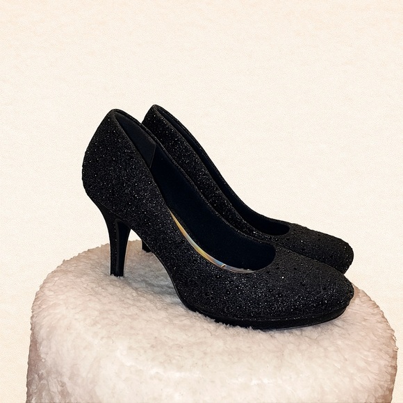 Silver Slippers Sparkly Black Heels – Size 9W 4” Heel – Elegant & Eye-Catching - Picture 1 of 5